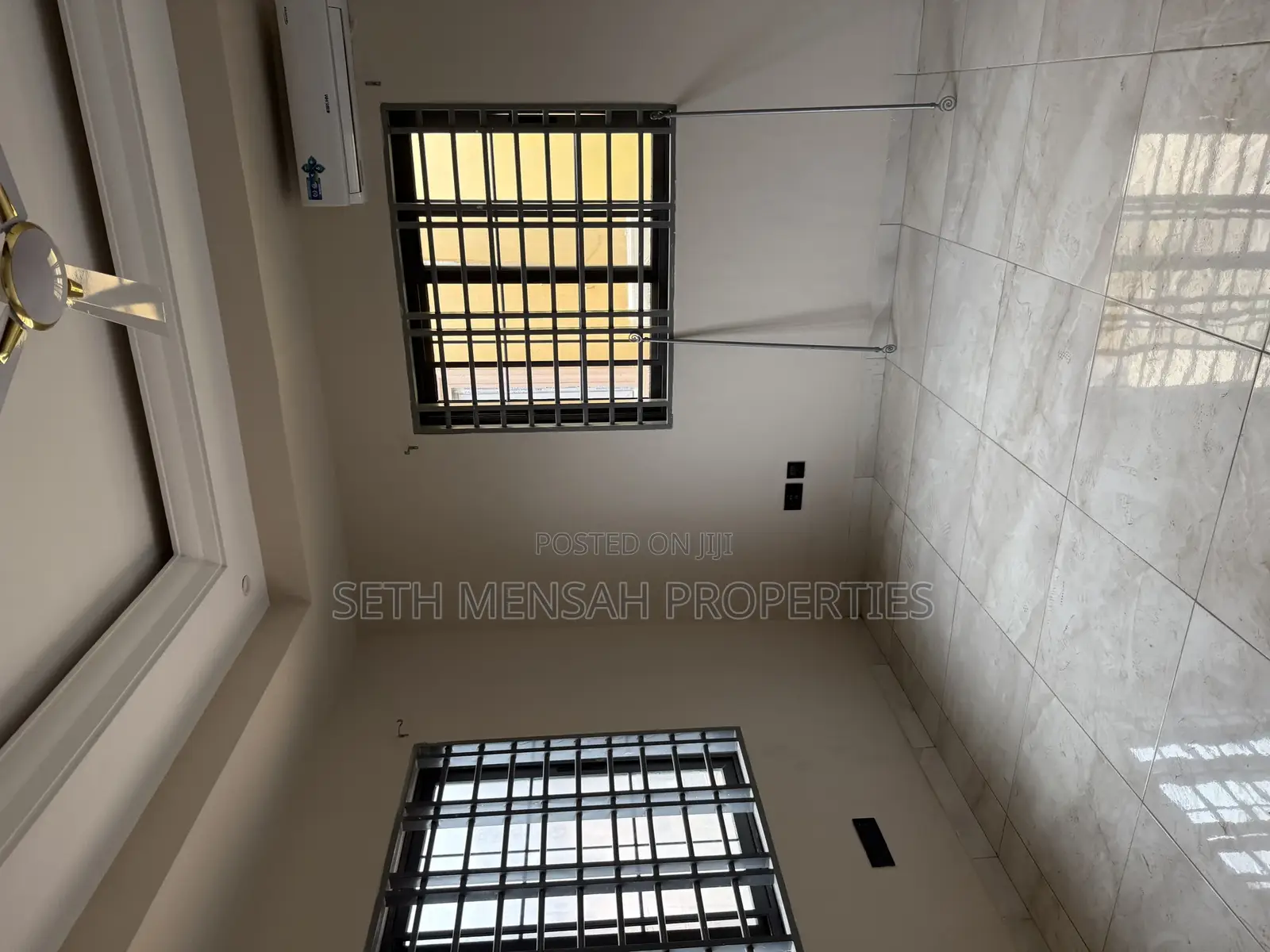 3bdrm Duplex in Skm, School Area for rent