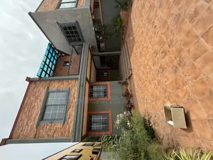3bdrm Duplex in Skm, School Area for rent