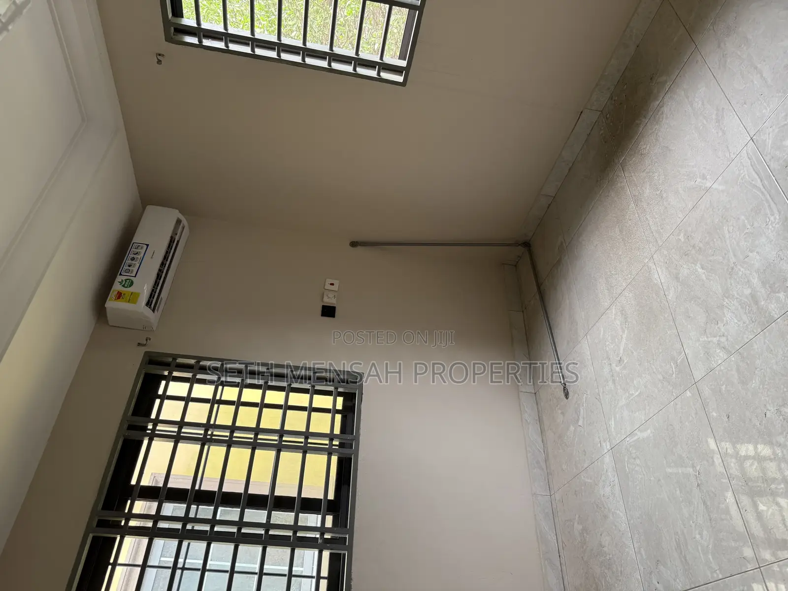 3bdrm Duplex in Skm, School Area for rent