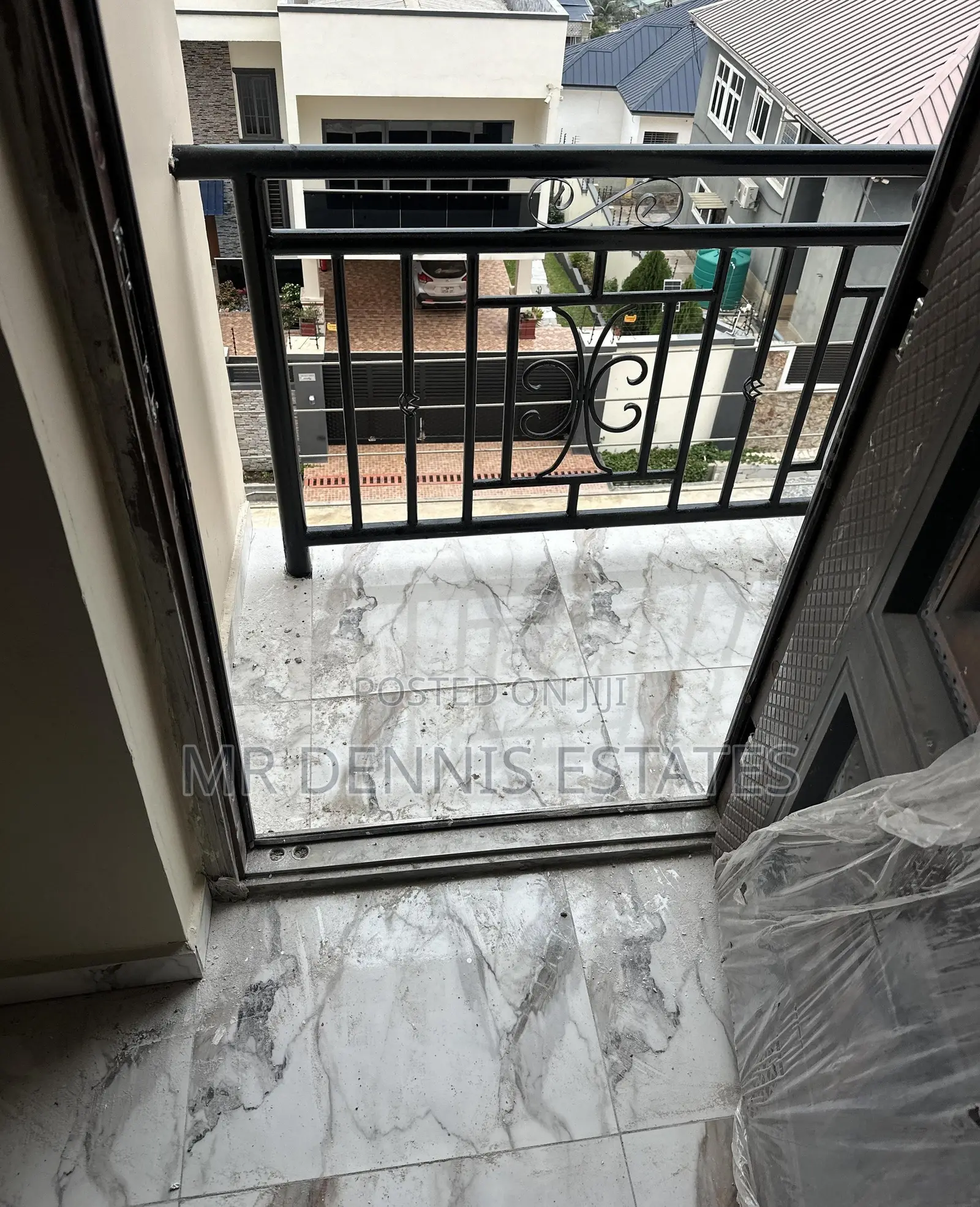 2bdrm Apartment in Mr Dennis Estates, West Hills Mall Area for rent