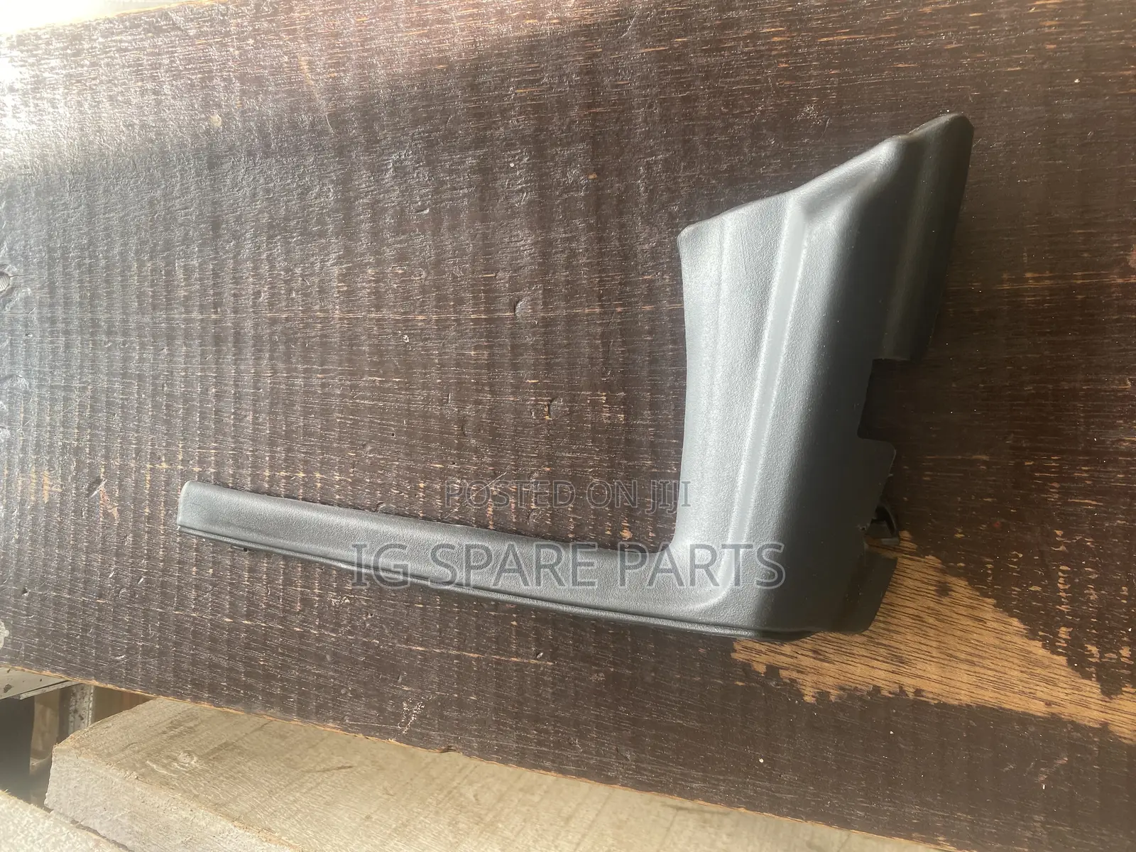 Toyota Yaris/Vitz 2012-2014 Wiper Panel End