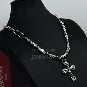 Fashionable Chains
