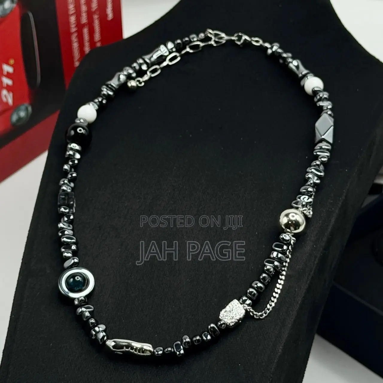 Fashionable Chains