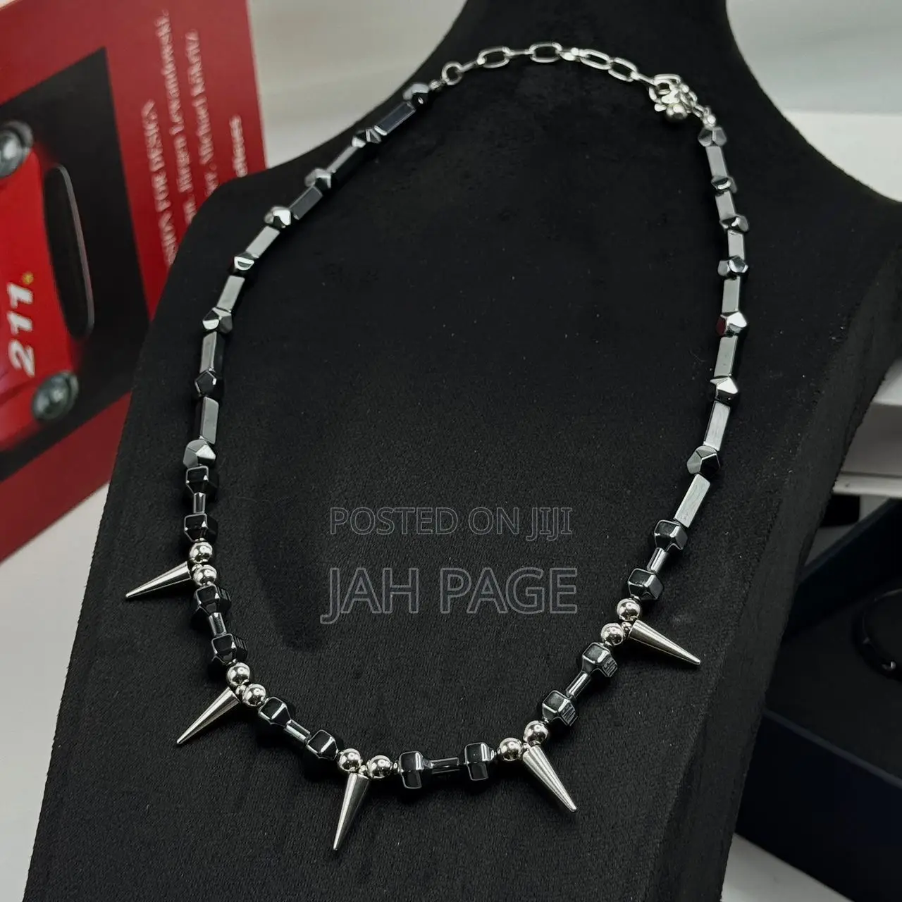 Fashionable Chains
