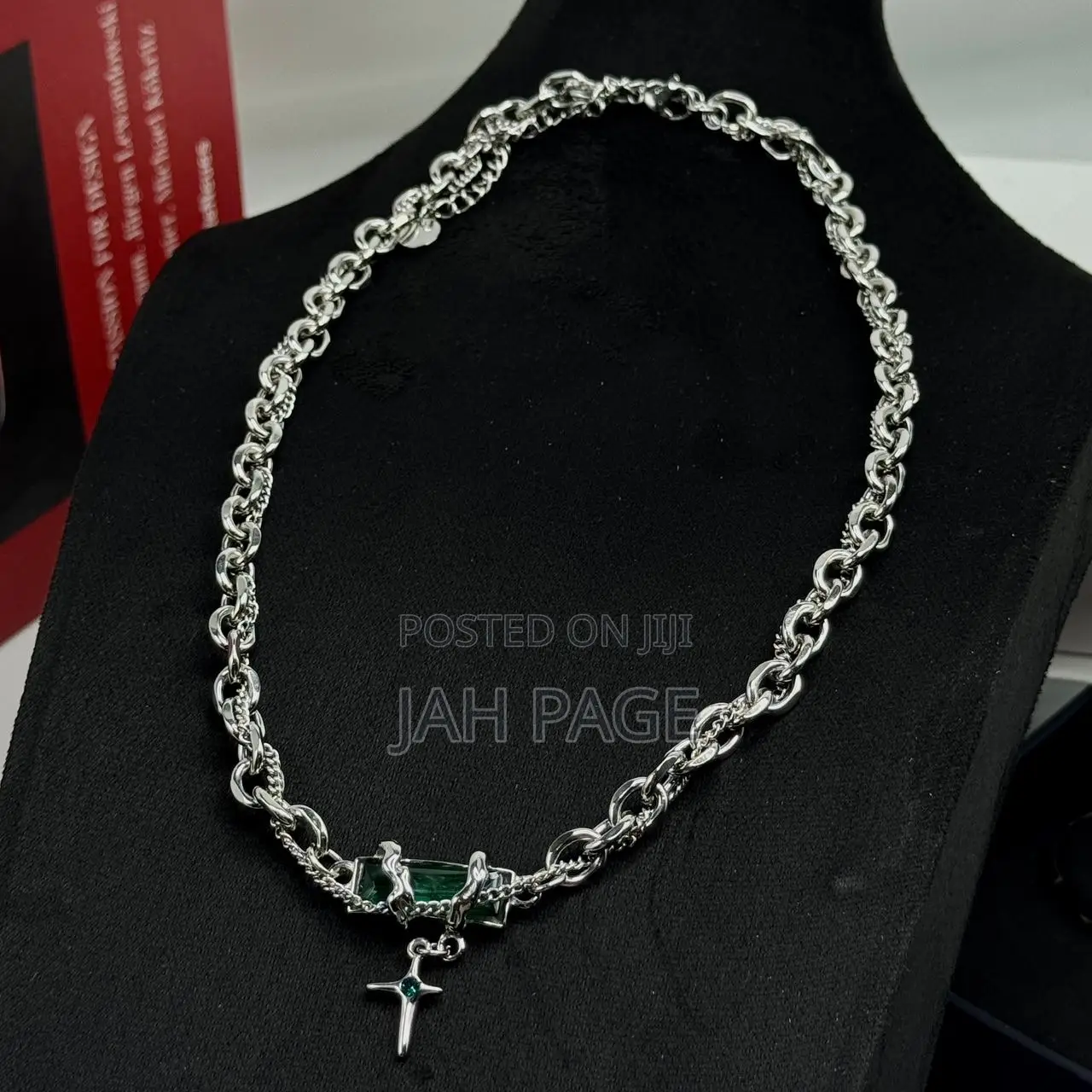 Fashionable Chains