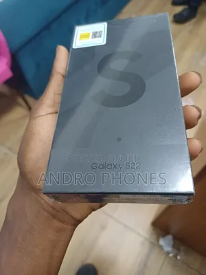 New Samsung Galaxy S22 5G 128 GB Black