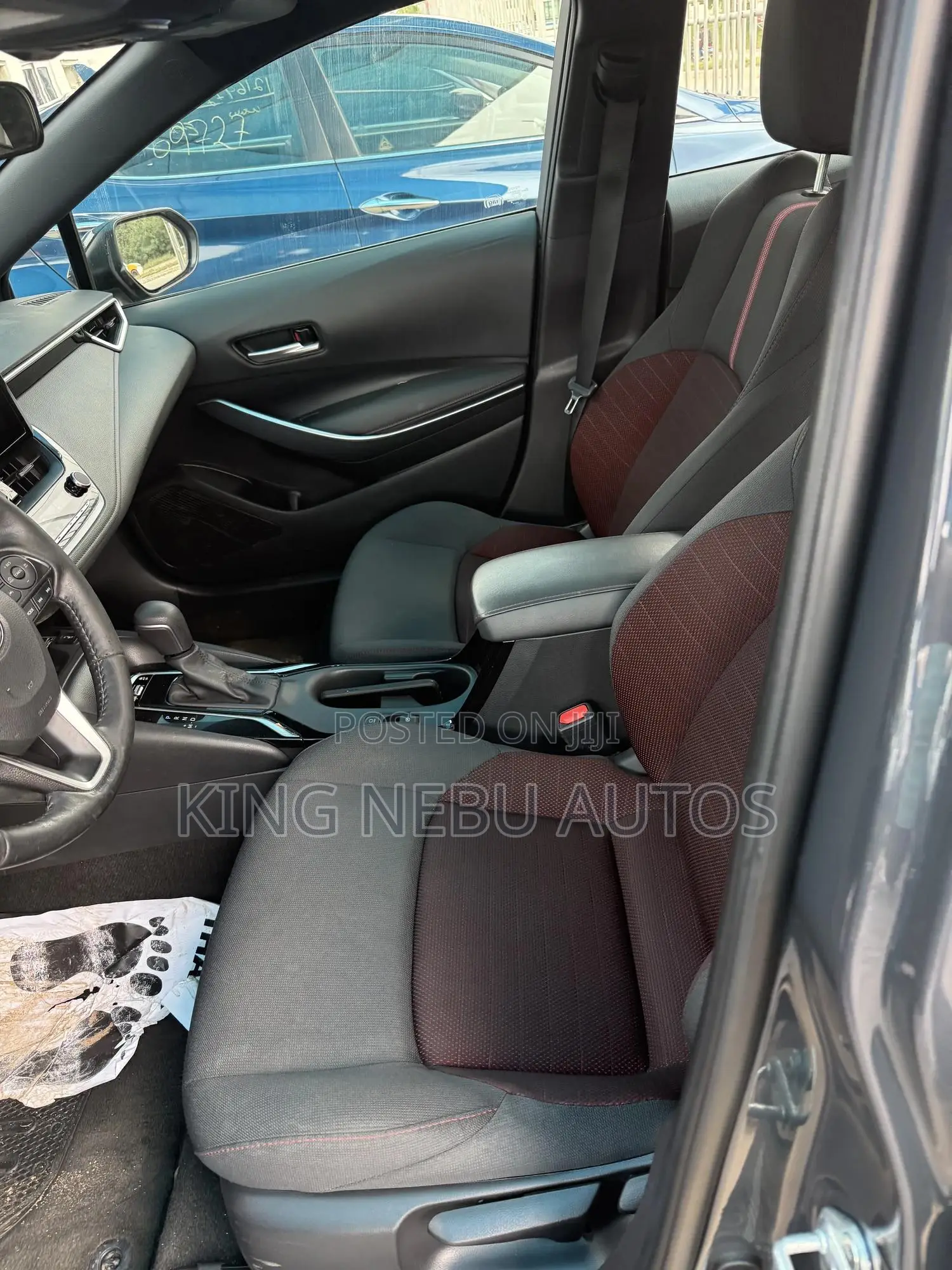 Toyota Corolla SE CVT 2024 Gray