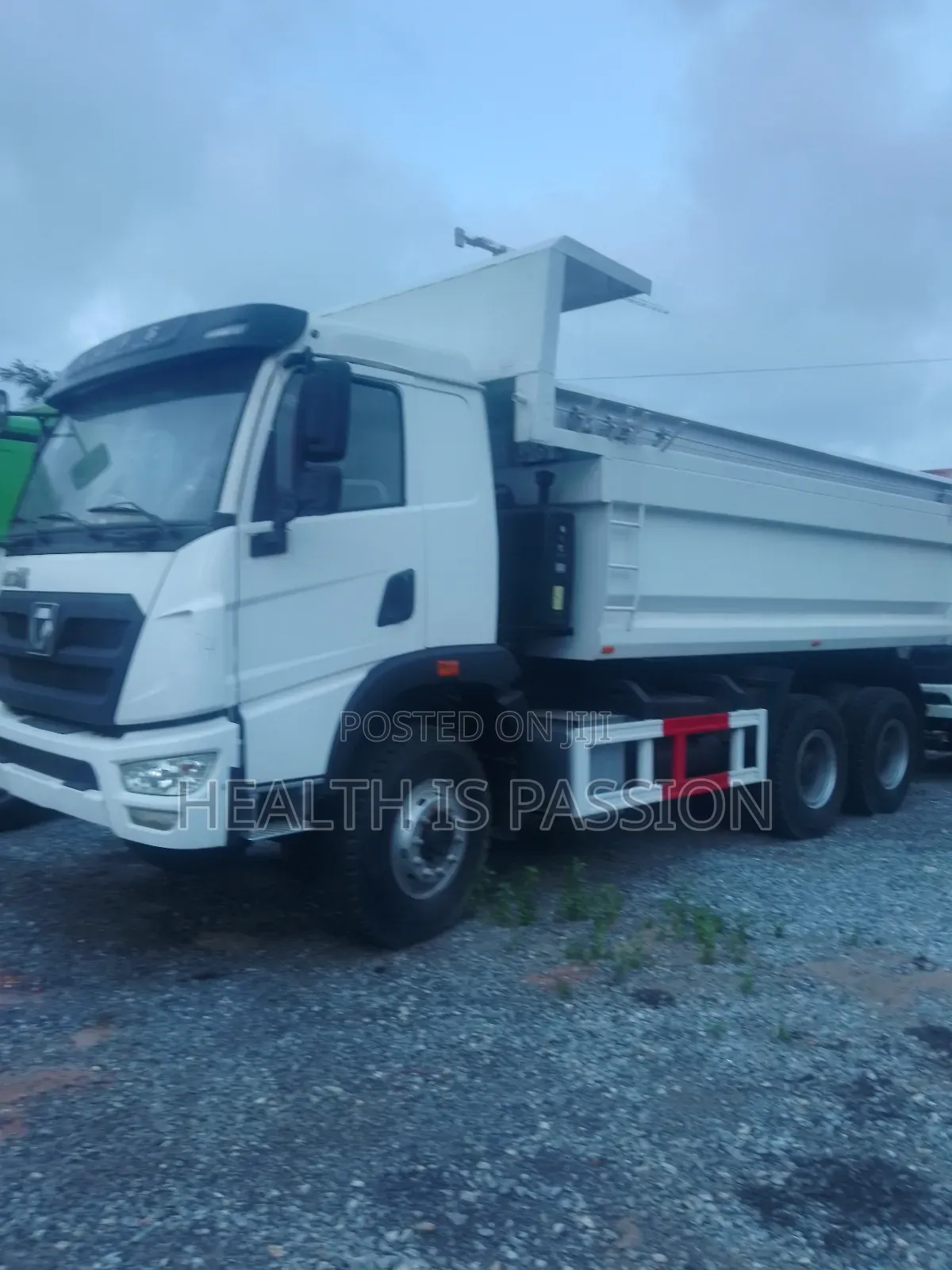 Brand New XCMG 10wheel Tipper Truck Cool Price