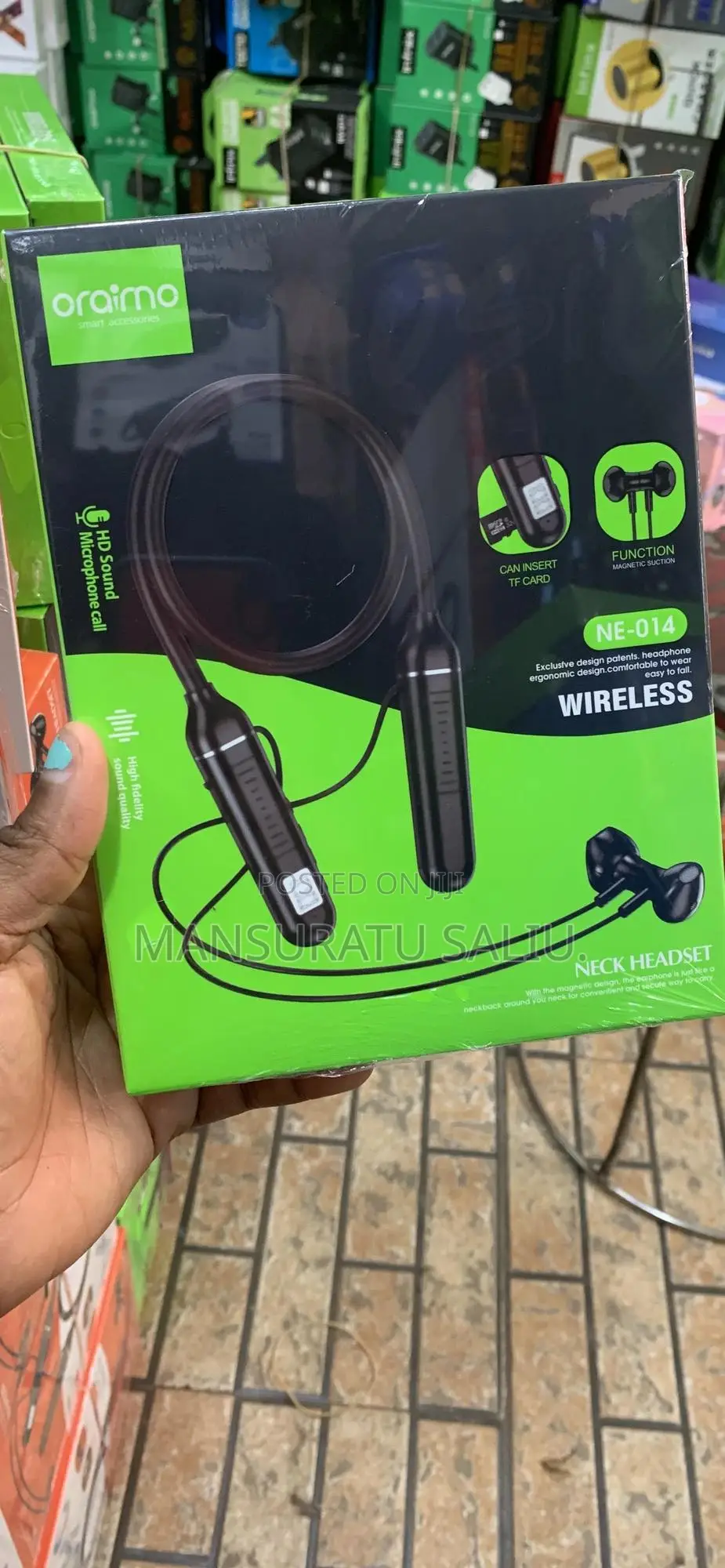 Oriamo Neck Band