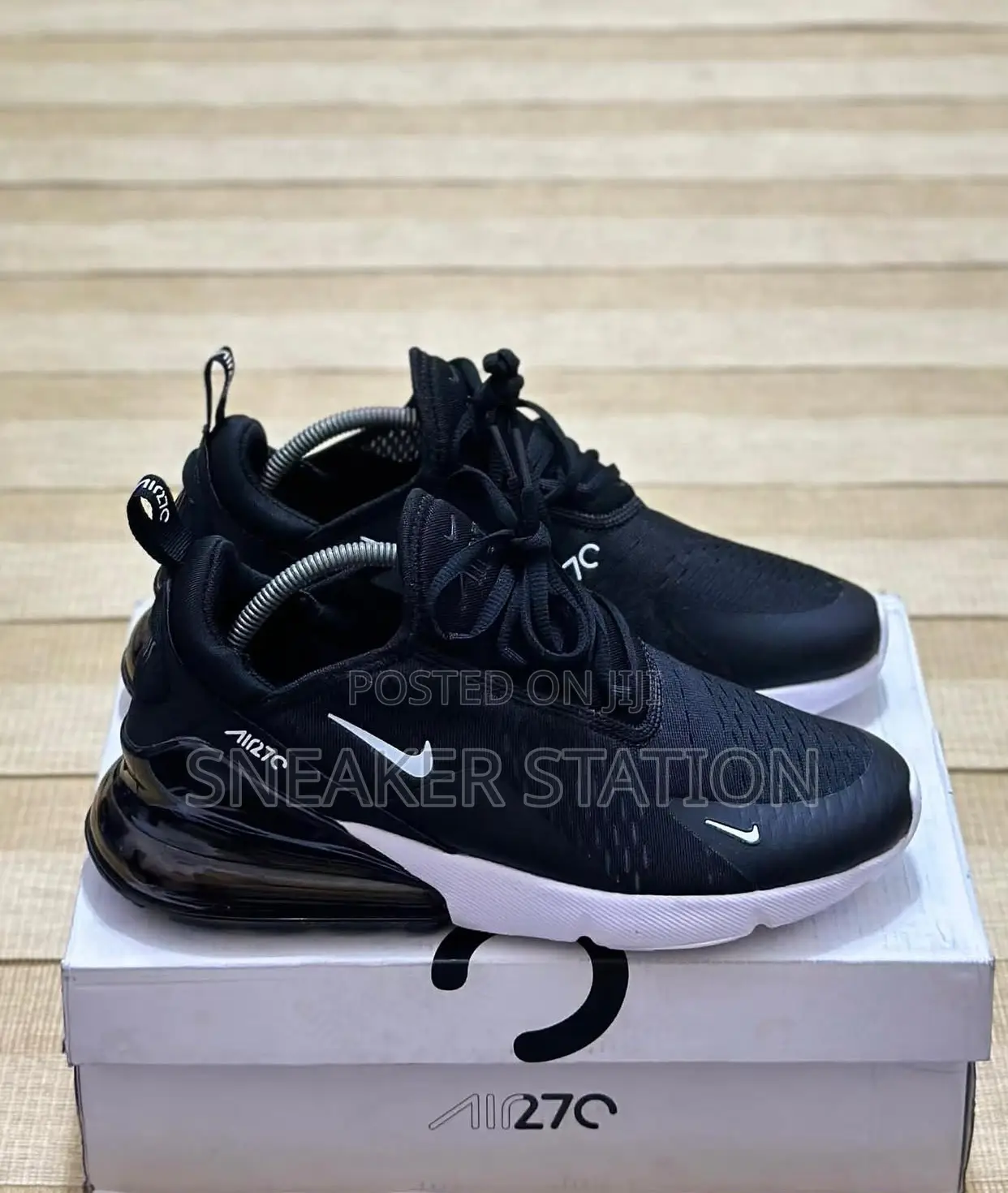Nike Air Max 270 Black/White