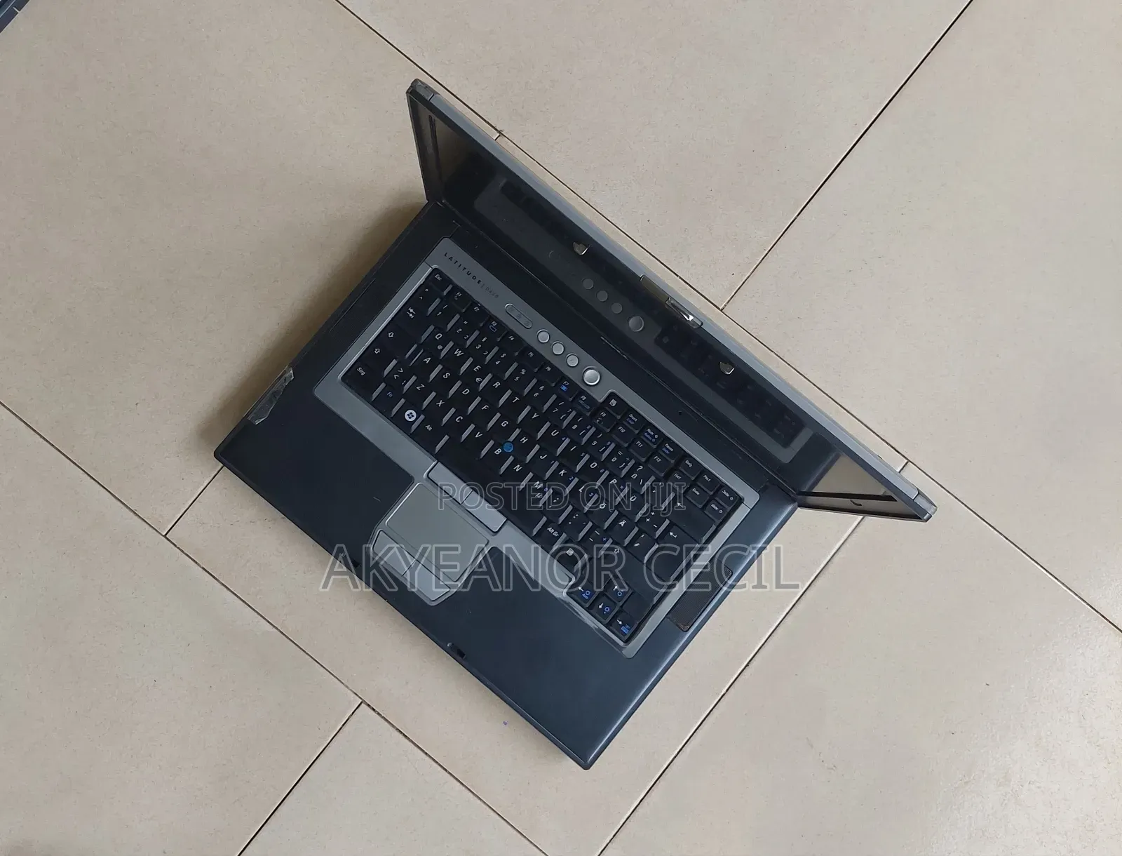 Laptop Dell Latitude D630 2GB Intel Core 2 Duo HDD 320GB