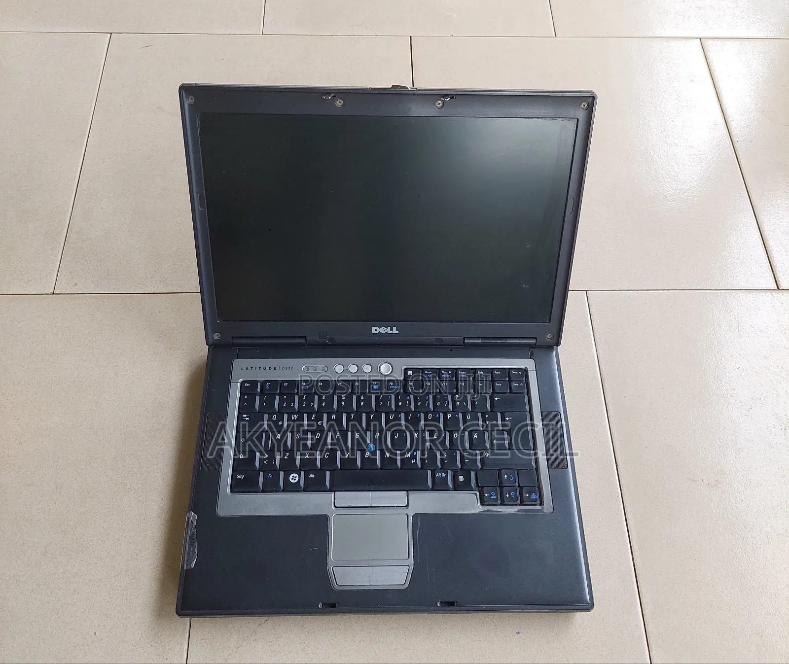 Laptop Dell Latitude D630 2GB Intel Core 2 Duo HDD 320GB