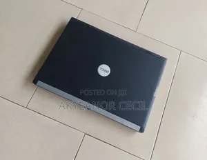 Laptop Dell Latitude D630 2GB Intel Core 2 Duo HDD 320GB