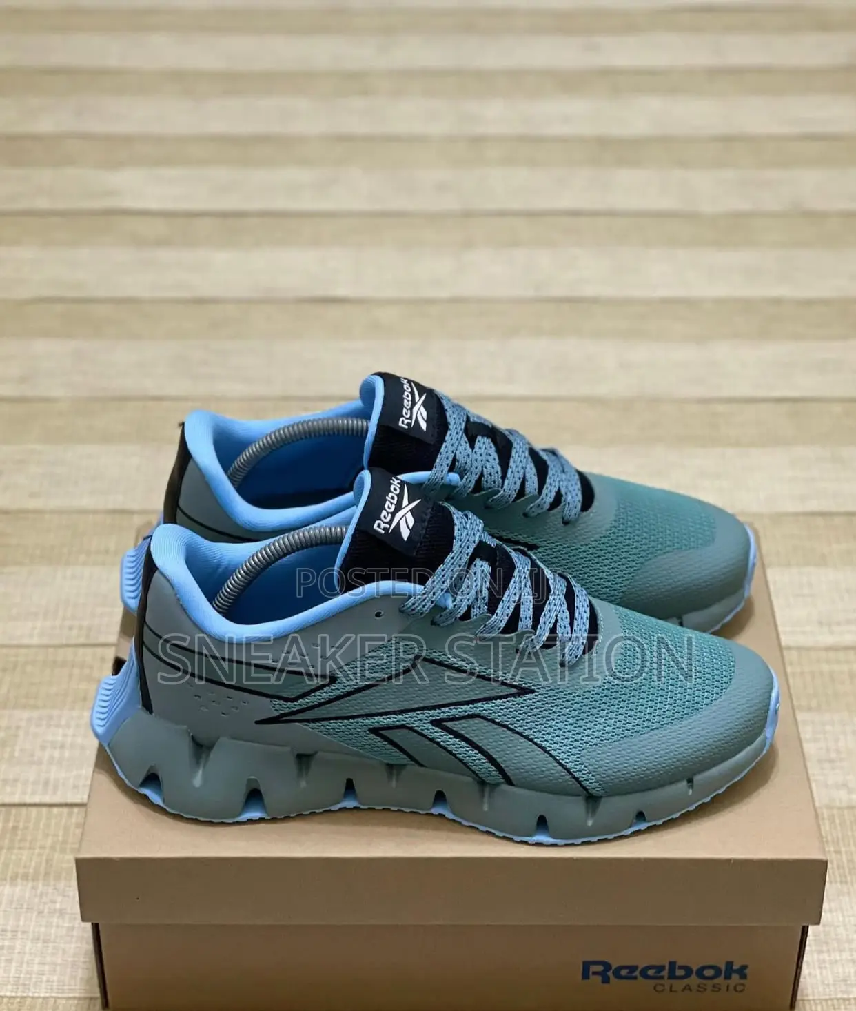 Reebok Dynamica 2.0 Trainers