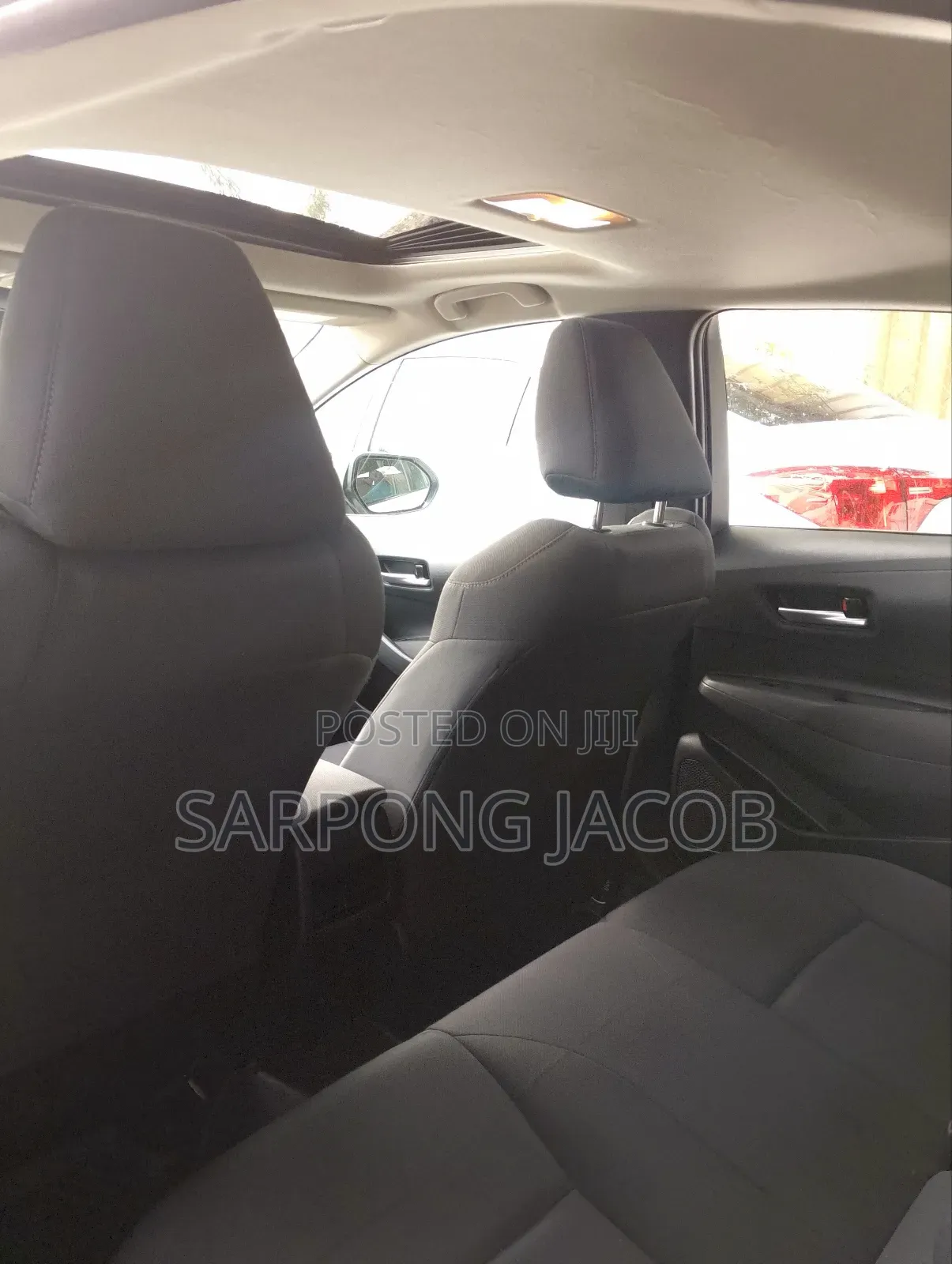 Toyota Corolla LE 2020 White