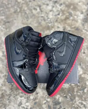 Air Jordan Retro 1 High Og Gina