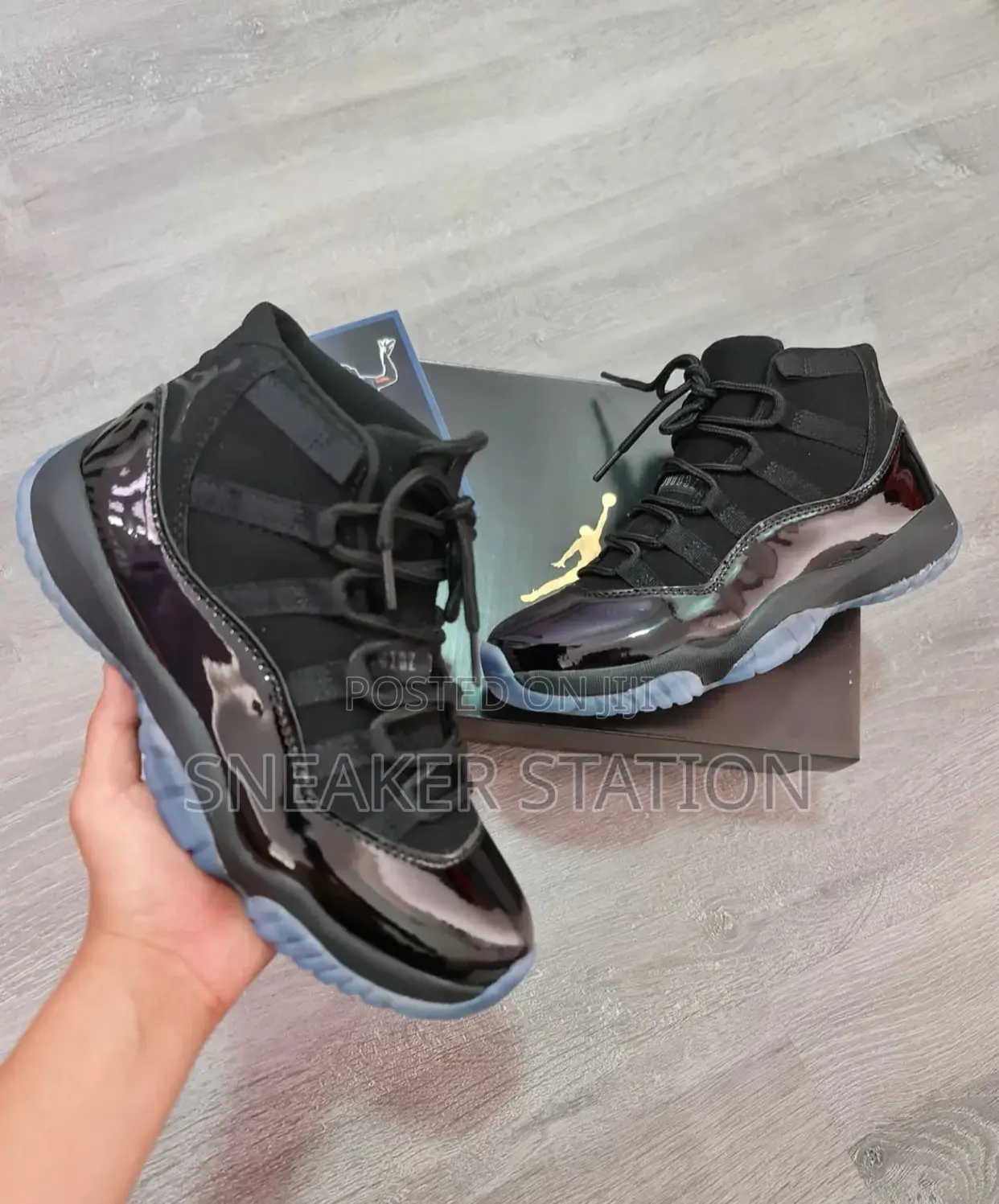 Air Jordan Retro 11 All Black