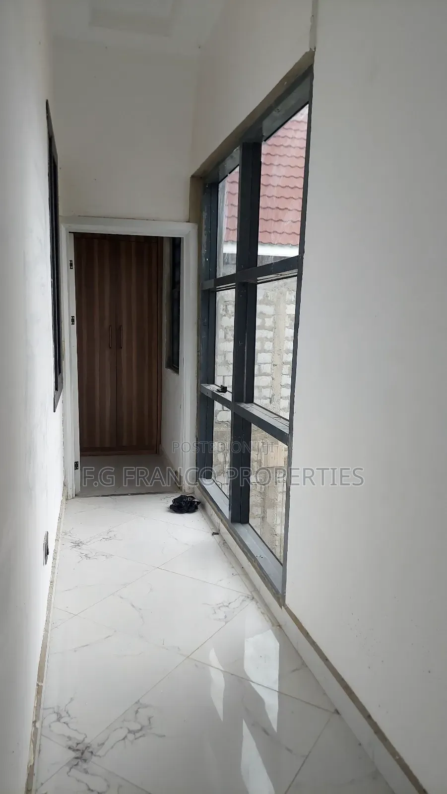 4bdrm House in Kg. Franco, Spintex for sale