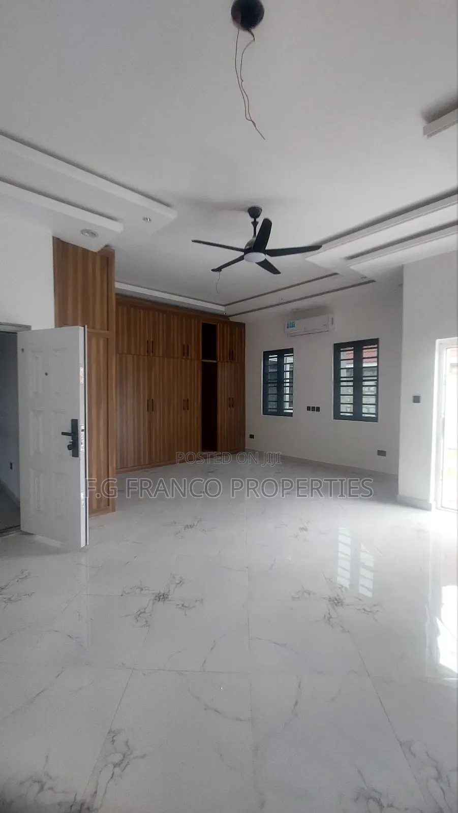 4bdrm House in Kg. Franco, Spintex for sale