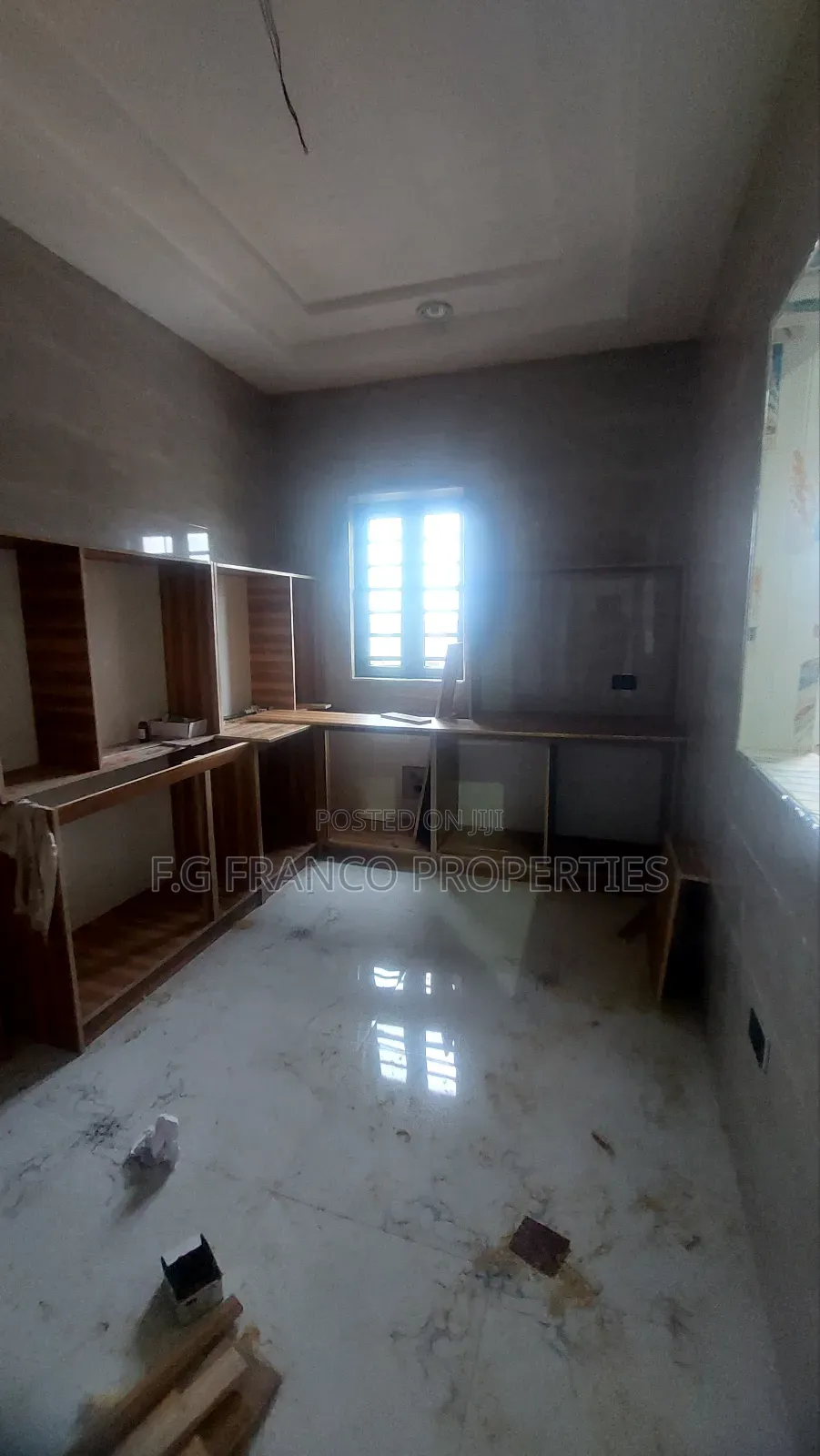 4bdrm House in Kg. Franco, Spintex for sale
