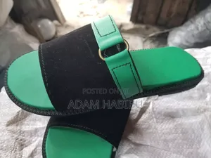 A Casual Suede Slippers
