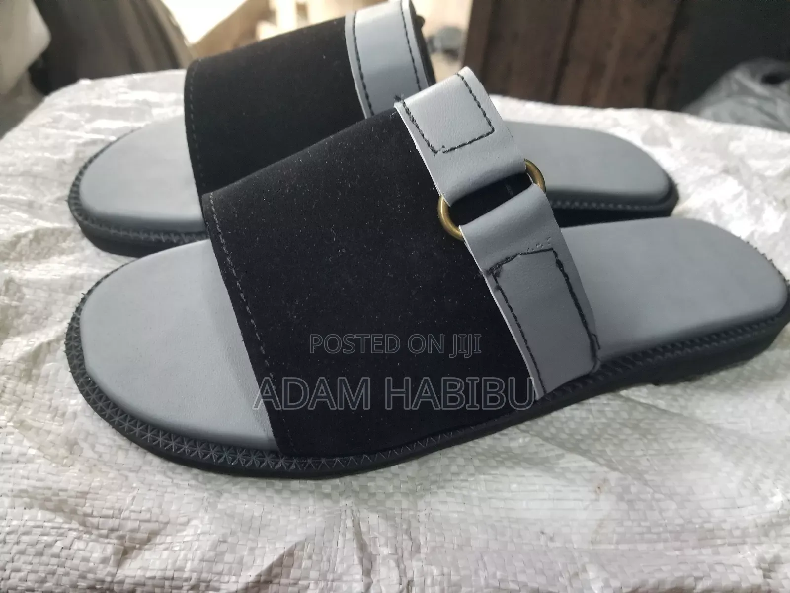 A Casual Suede Slippers