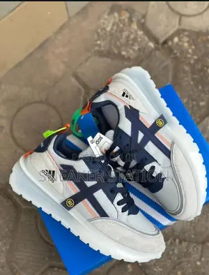 Adidas A55 Sneaker
