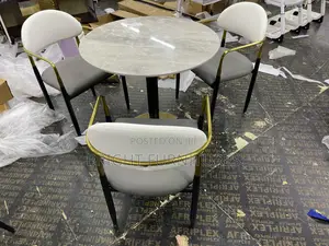 Quality Luxury Coffee Table With Chairs