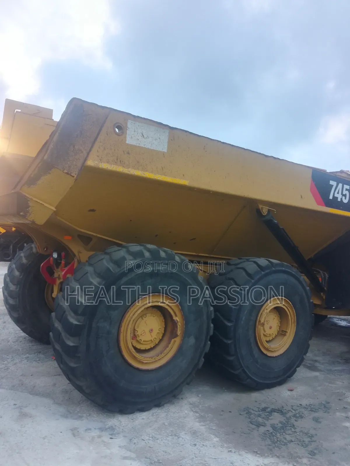 Foreign Used Cat Adt 25cubic Dumper for Hot Sale