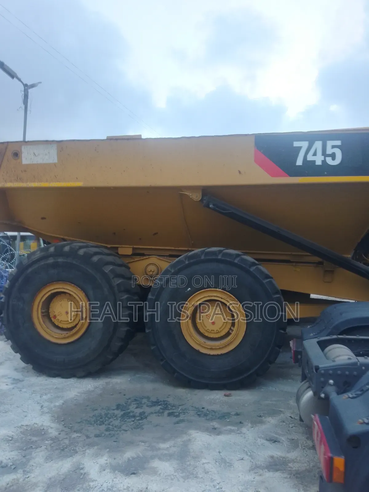 Foreign Used Cat Adt 25cubic Dumper for Hot Sale