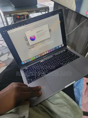 Laptop Apple MacBook Pro 2016 16GB Intel Core I7 SSD 1T