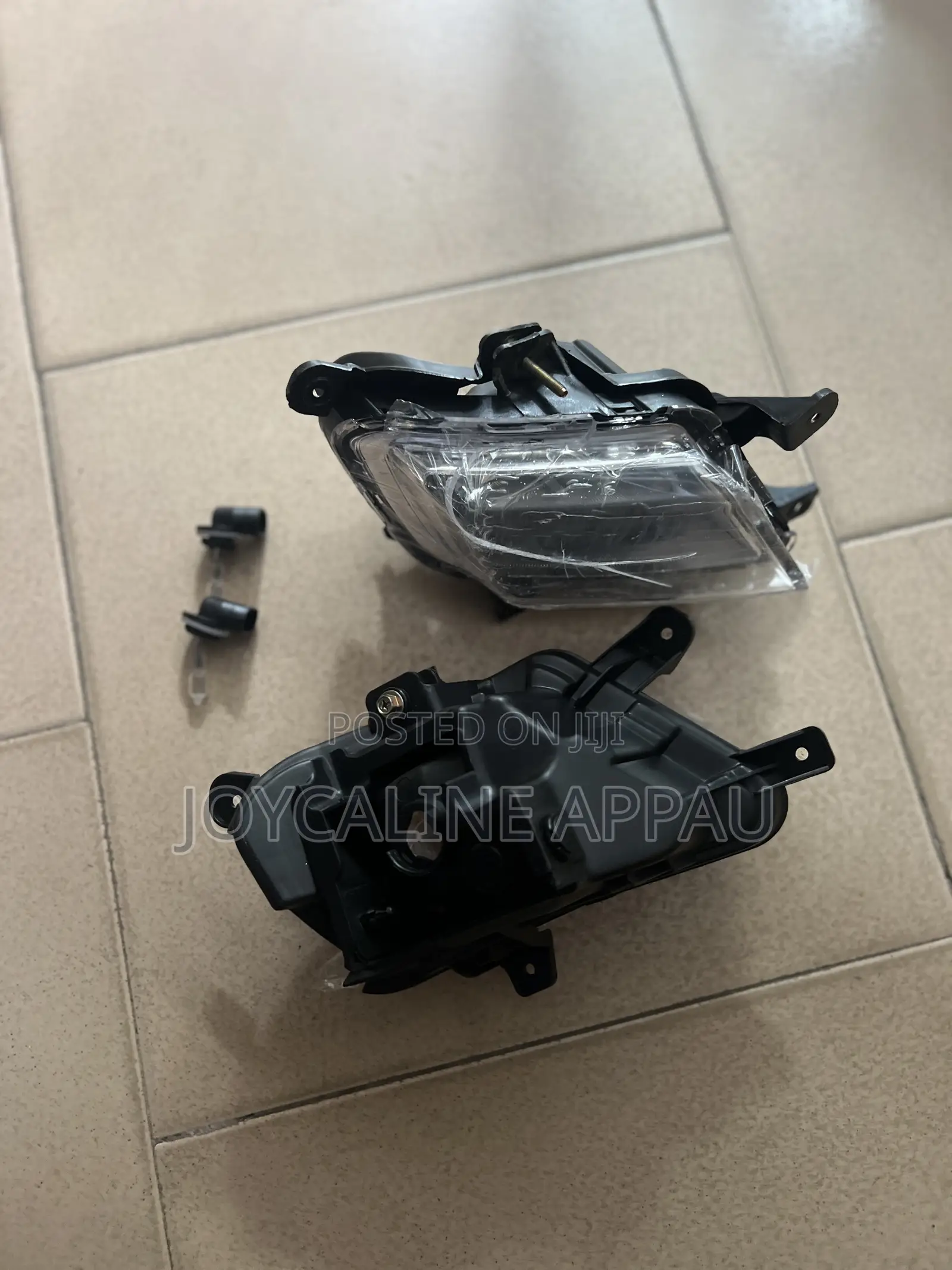 Kia Ria Fog Light With Cover and Bulb 2009 to 2012