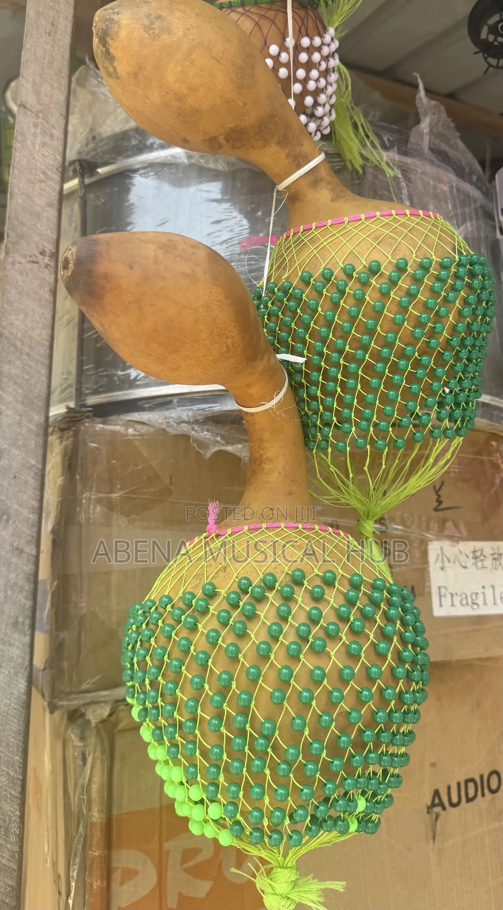 Local Maracas