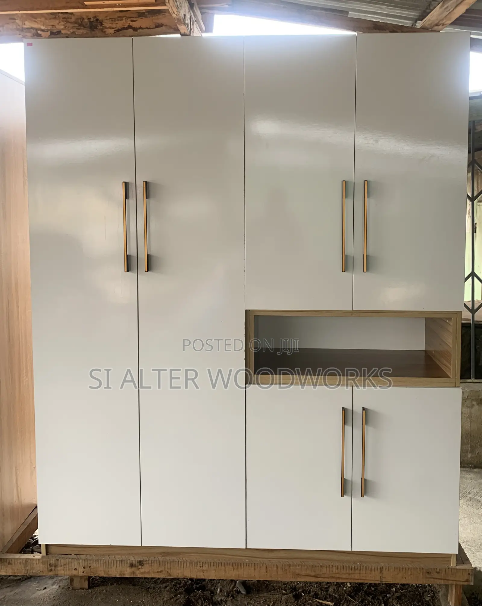 Laminated Wardrobe