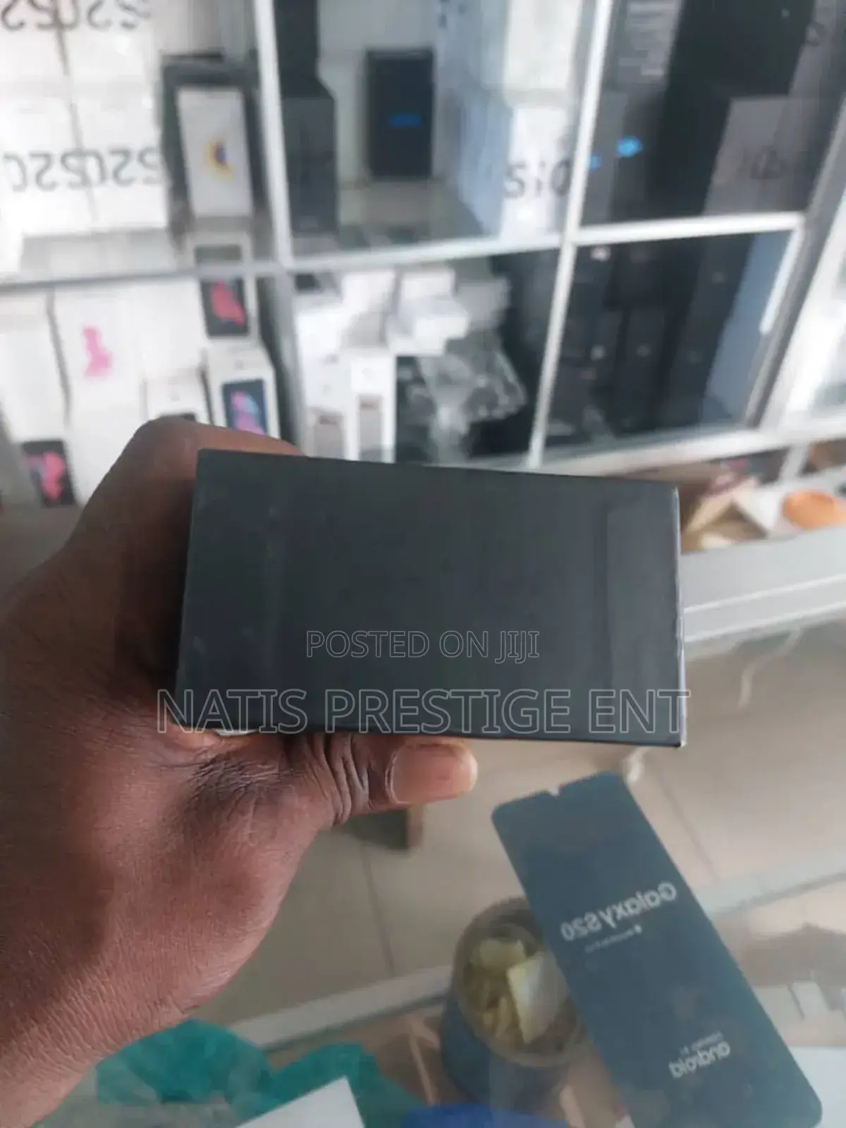 New Samsung Galaxy S10e 256 GB Black