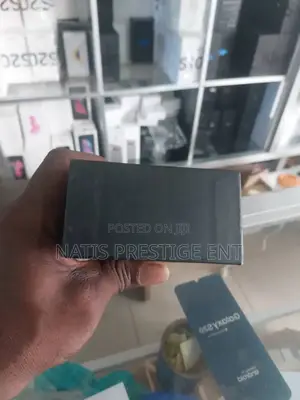 New Samsung Galaxy S10e 256 GB Black