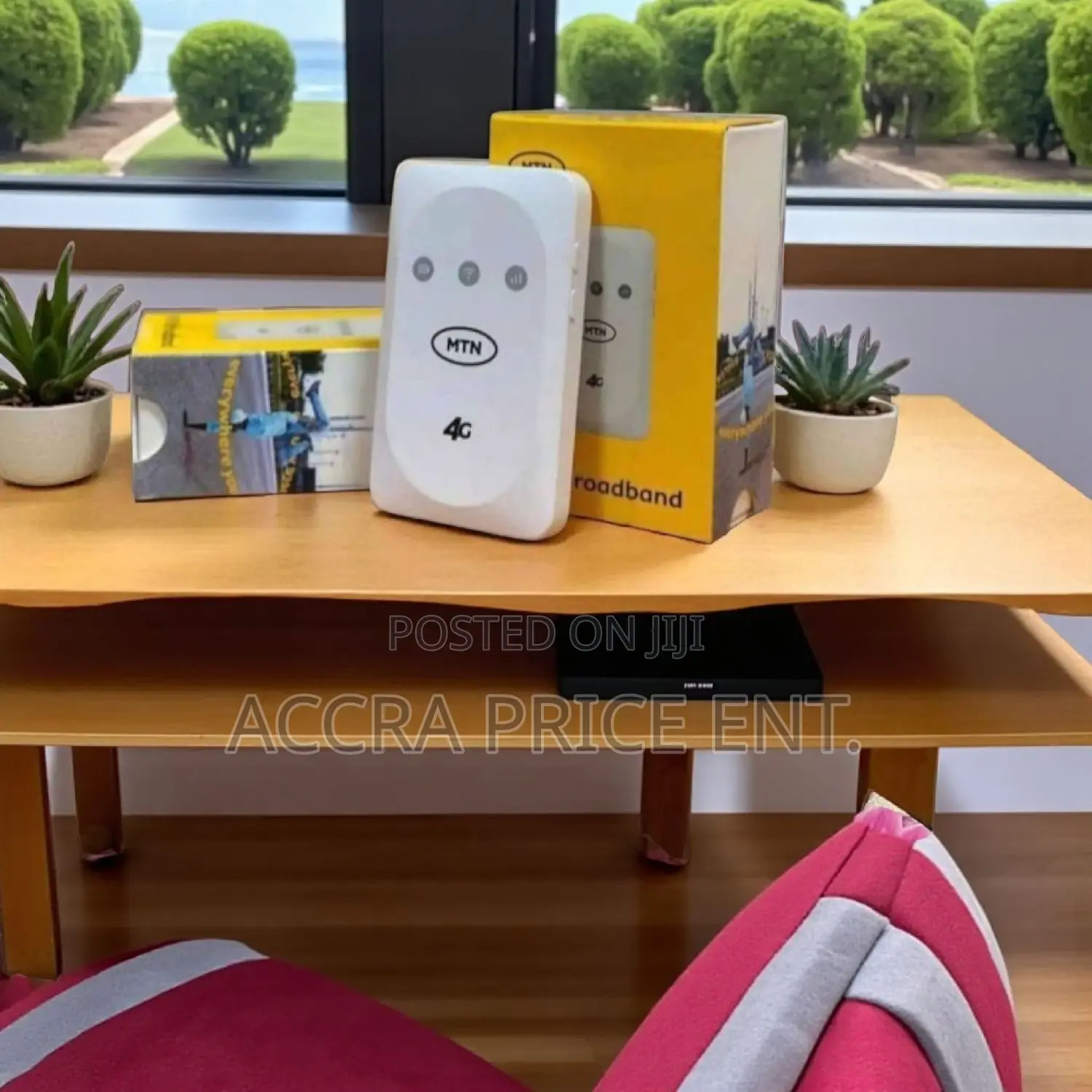 Universal Pocket 4g Mifi-White (554755)