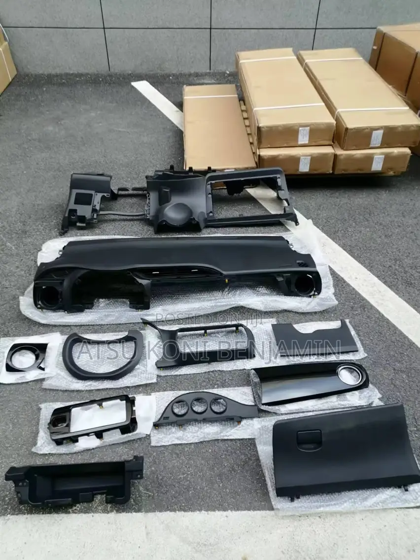 2015/16/17 Toyota Vitz Original Dashboard