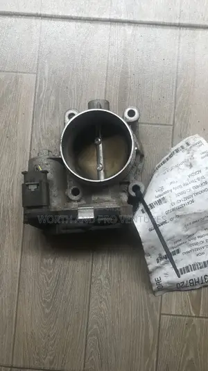 GMC Acadia Throttle