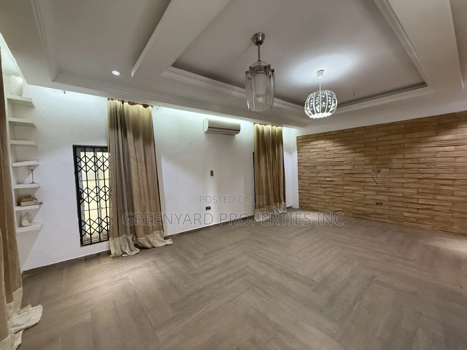 5bdrm Mansion in American House, East Legon for sale