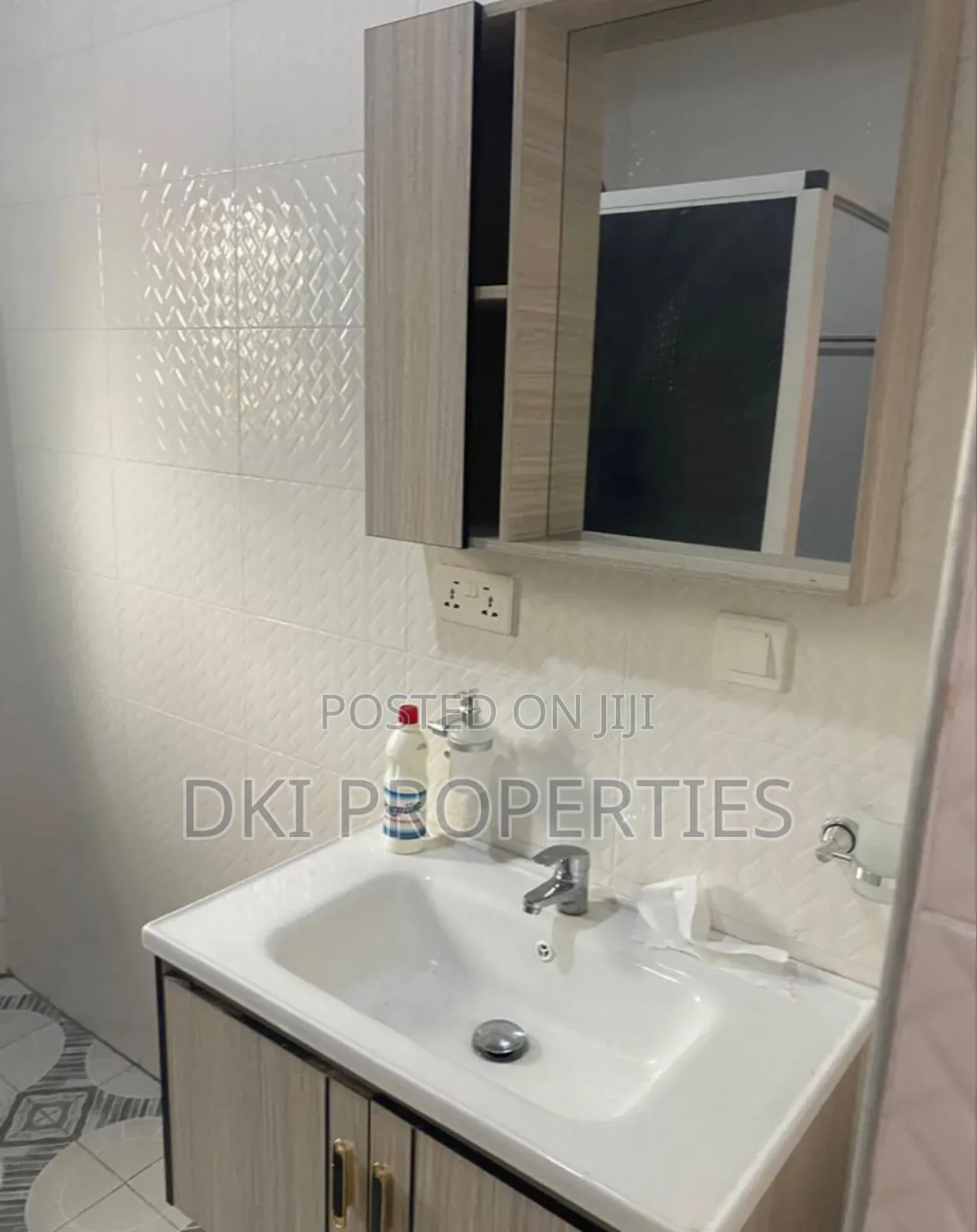 Furnished 2bdrm Apartment in Dki Properties, Osu for rent