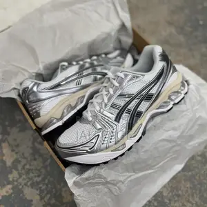 Asics Gel- Kayan