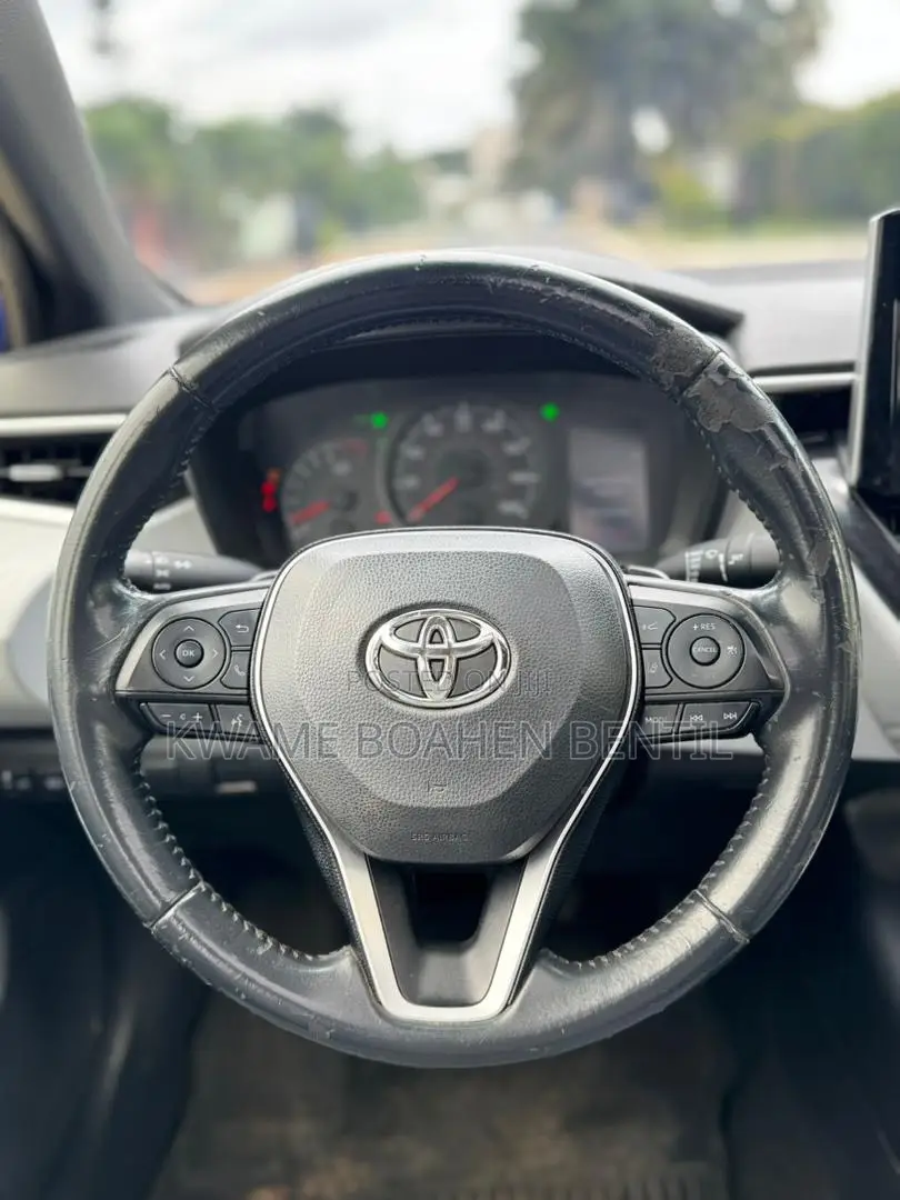 Toyota Corolla SE 2020 Blue