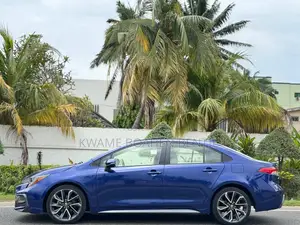 Toyota Corolla SE 2020 Blue