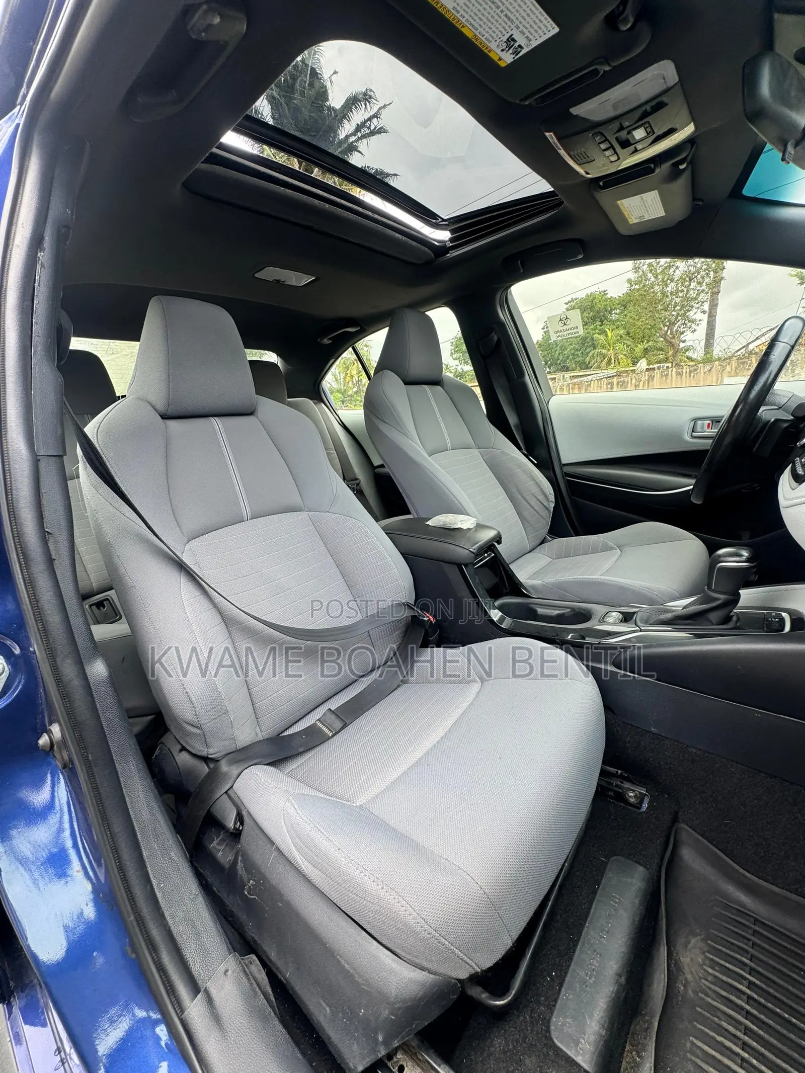 Toyota Corolla SE 2020 Blue