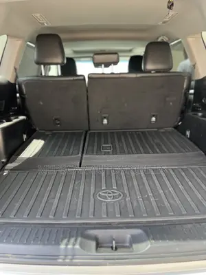Toyota Highlander XLE 2019 Silver