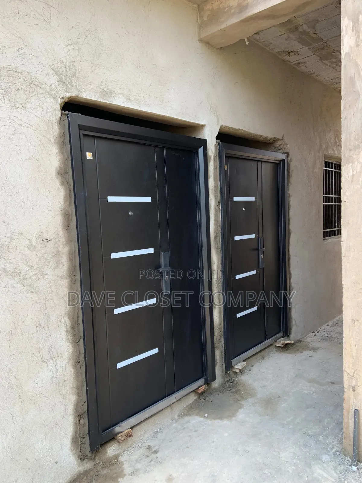 Room and Front Doors 003