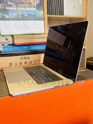 Laptop Apple MacBook Pro 2021 M1 16GB Apple M1 SSD 512GB
