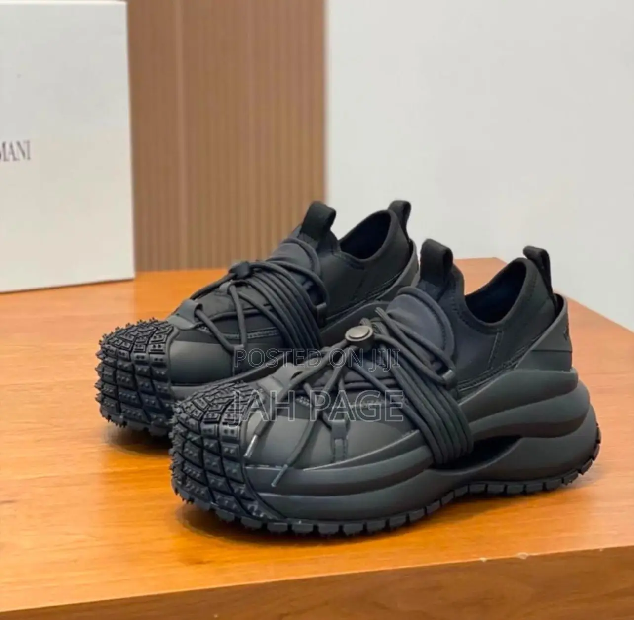 Emporio Armani Sneakers