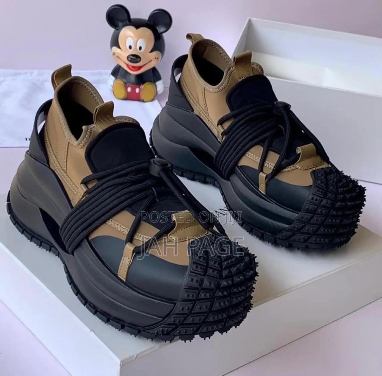 Emporio Armani Sneakers